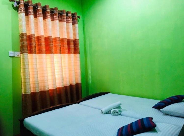 Kumari Guest House Polonnaruwa Ngoại thất bức ảnh